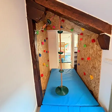 La Récréation, Duplex Pour Jouer, Et Cinéma Privé Appartement *