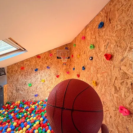 Appartement La Récréation, Duplex Pour Jouer, Et Cinéma Privé