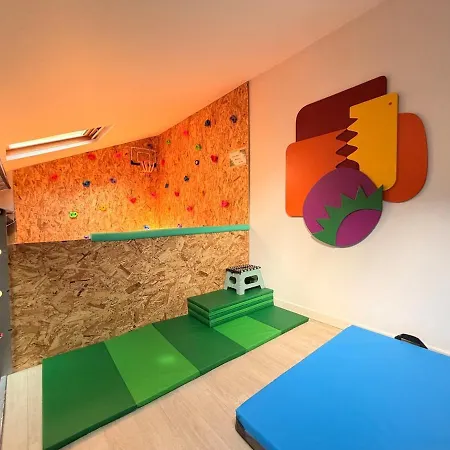 La Récréation, Duplex Pour Jouer, Et Cinéma Privé Appartement