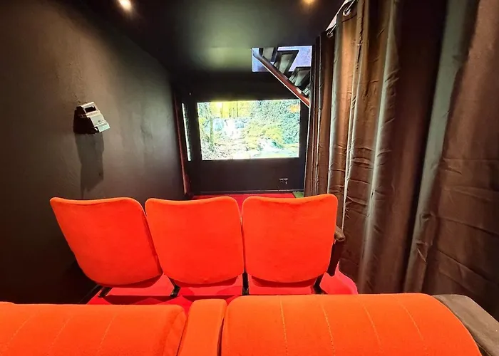 La Récréation, Duplex Pour Jouer, Et Cinéma Privé