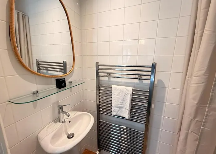 La Récréation, Duplex Pour Jouer, Et Cinéma Privé Sedan