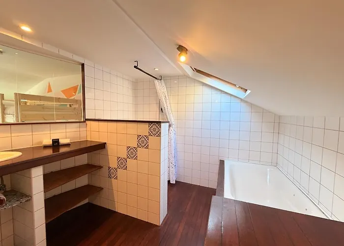 La Récréation, Duplex Pour Jouer, Et Cinéma Privé *