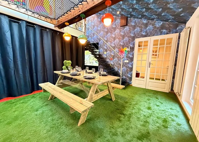 La Récréation, Duplex Pour Jouer, Et Cinéma Privé