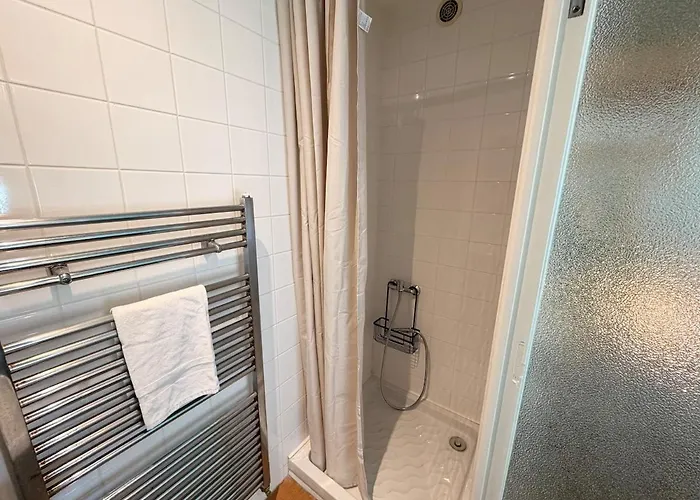 La Récréation, Duplex Pour Jouer, Et Cinéma Privé Sedan