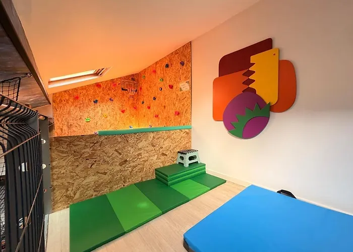 La Récréation, Duplex Pour Jouer, Et Cinéma Privé Appartement